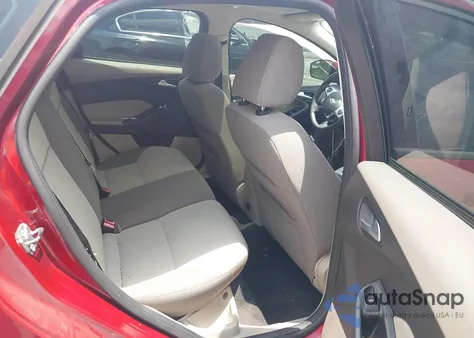 2013 Ford Focus Se z USA, uszkodzony, nr VIN 1FADP3K22DL288384